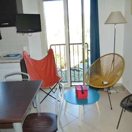 T3 Duplex Confort - Piscine - Proche - 6 Personnes