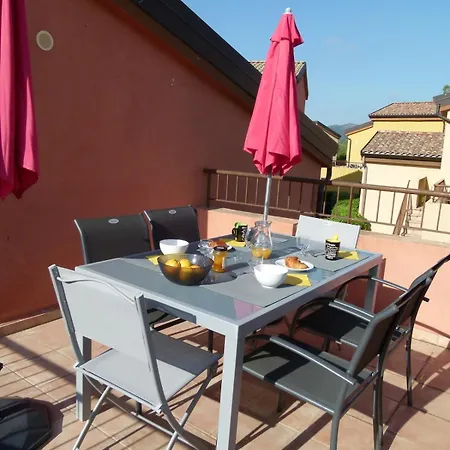 T3 Duplex Confort - Piscine - Proche - 6 Personnes Apartmán *