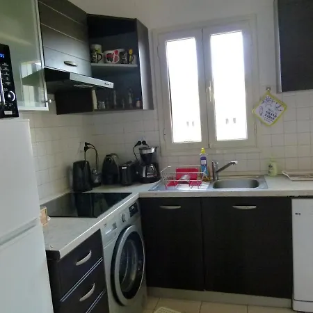 T3 Duplex Confort - Piscine - Proche - 6 Personnes *